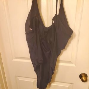 New Backless swimsuit